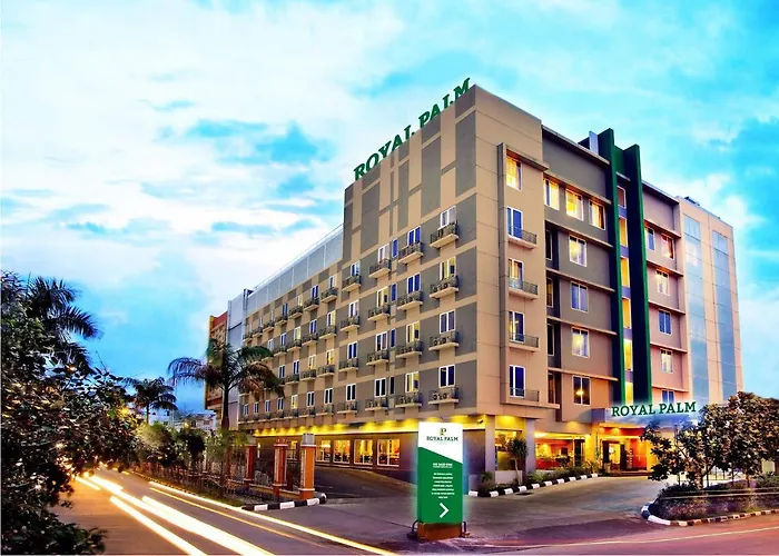 Royal Palm Hotel & Conference Center Cengkareng Jakarta